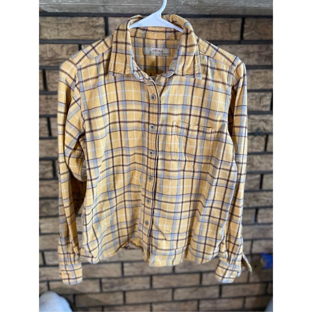 Natural Reflections Women’s Plaid Button Up